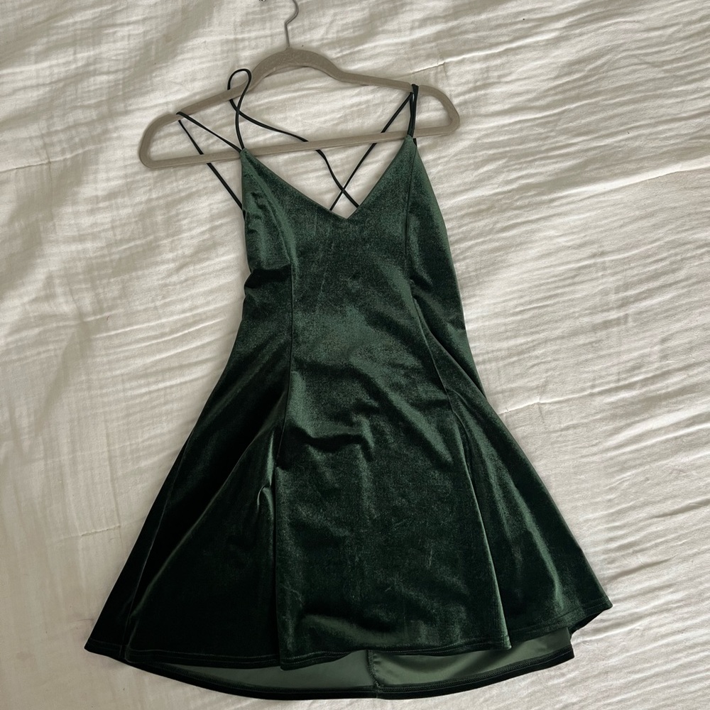 The perfect holiday or NYE dress!! Velvet, holiday green, short and ballerina